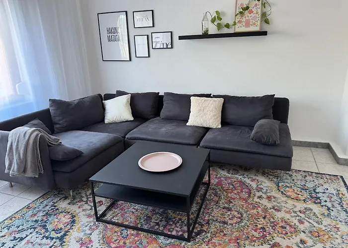 Helles Wiesbaden Mainz Ffm 2 Schlafzimmer アパート *